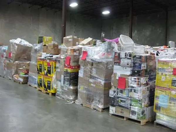 How to Start a Liquidation Pallet Business